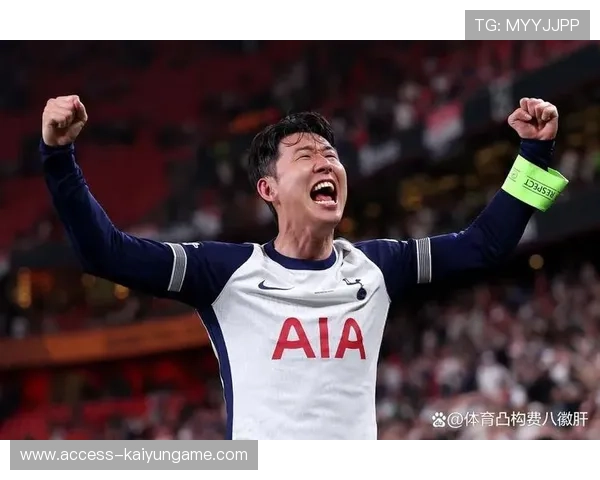 曼联将与热刺展开巅峰对决,四强之争关键时刻 曼联将与热刺展开巅峰对决,四强之争关键时刻